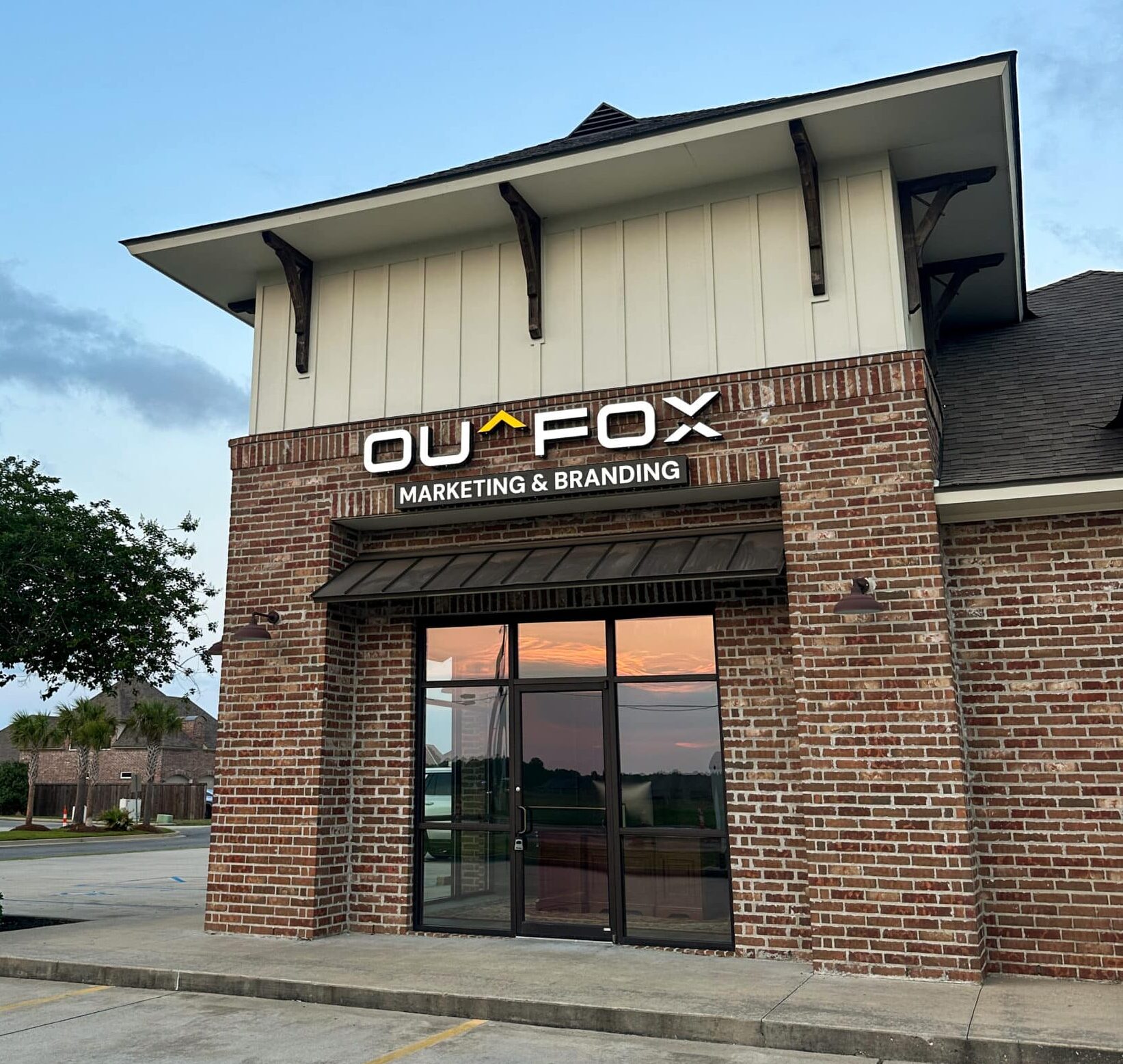 Outfox | About us
